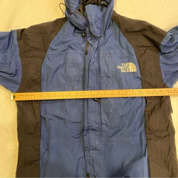 The North Face Summit Series Jacket - Picture 10 of 16